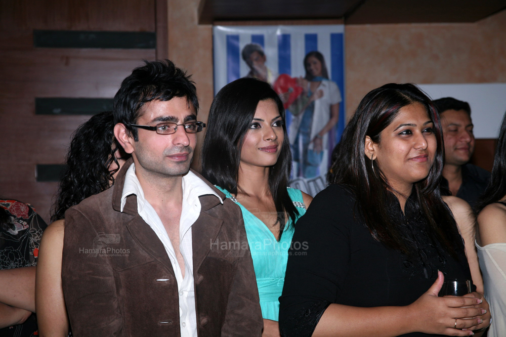 Mayank, Sunaina Gulia & Ameeta Devadiga at Dill Mill Gayye  100th episode Celebration