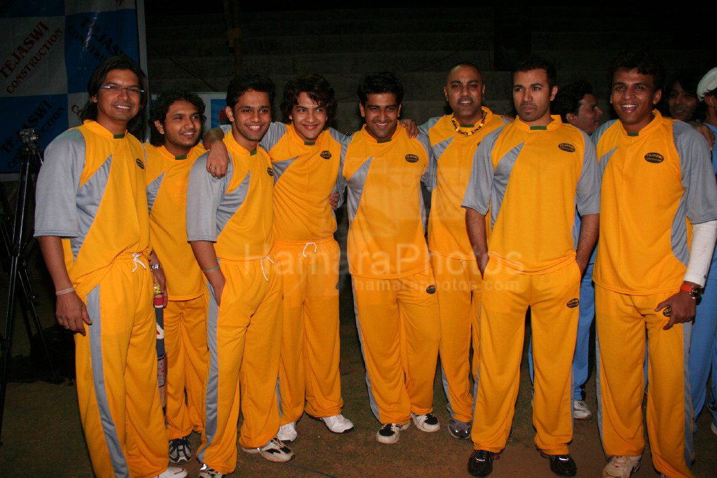 Shaan, Aditya Narayan at the Cricket match for the music industry in the playground of Ritumbara College on Jan 30th 2008 