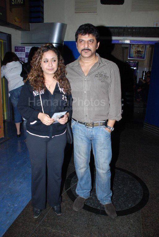 at the Fool's Gold premiere in Fame, Andheri on Feb 6th 2008  