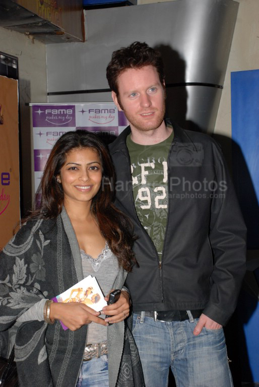 Shweta Keswani and Alex O� Neil at the Fool's Gold premiere in Fame, Andheri on Feb 6th 2008  