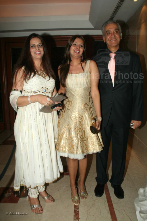 at Vashu Bhagnani's star studded Bollywood bash at Bling on Feb 6th 2008