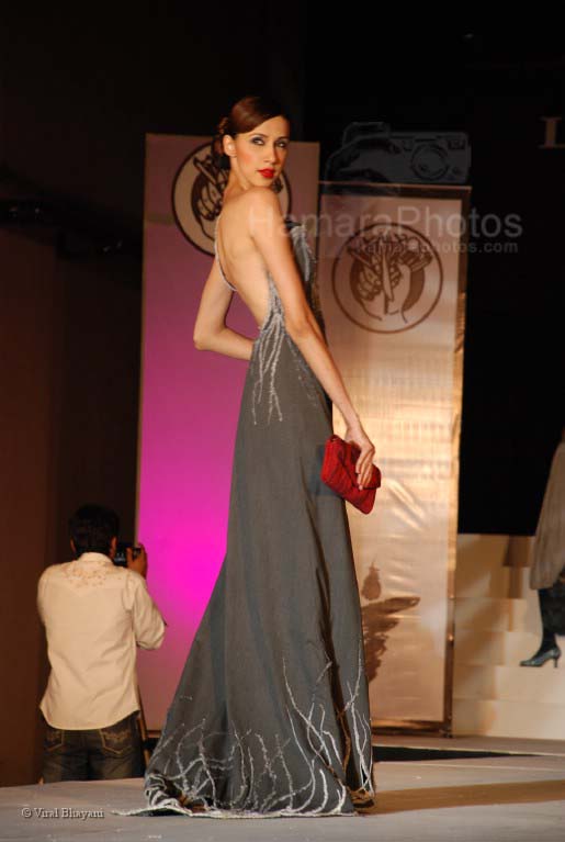 at LS Raheja's fashion show Alechmy 2008 choreographed by Achala Sachdev in  Infiniti Mall on Feb 13th 2008