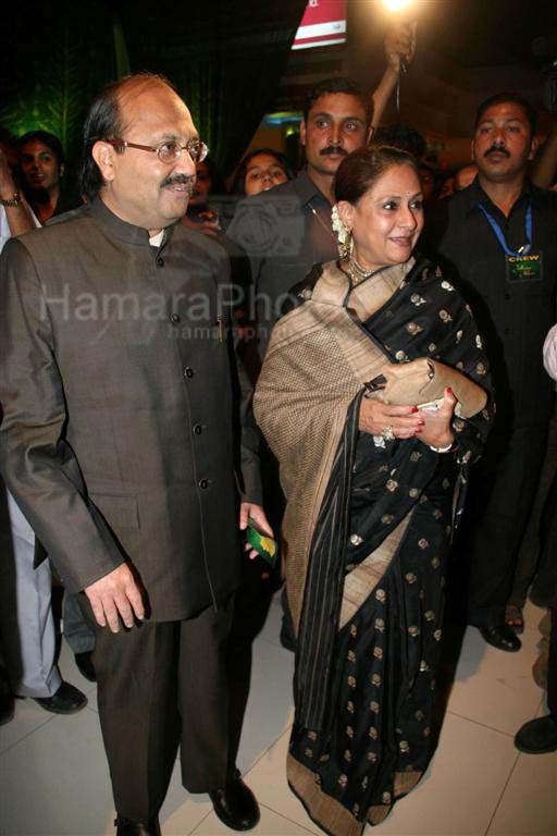 Amar Singh, Jaya Bachchan at Jodhaa Akbar Premiere~0