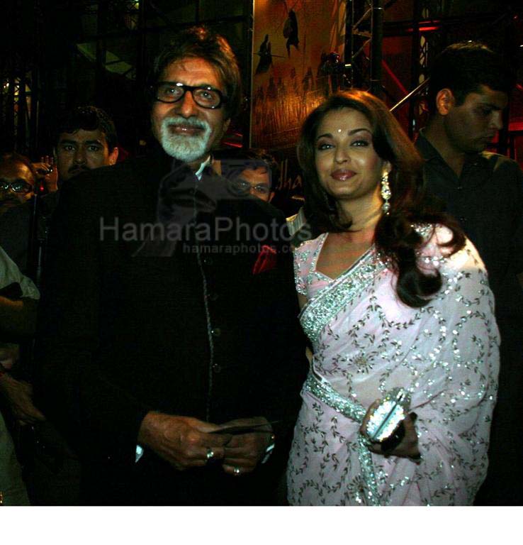Amitabh Bachchan, Aishwarya Rai at Jodhaa Akbar Premiere