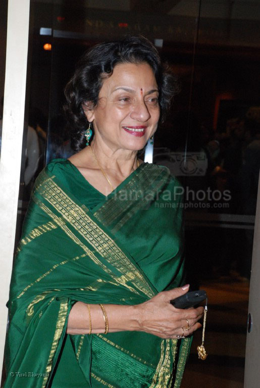 Tanuja at One Two Three music launch in JW Marriott on Feb 20th 2008 