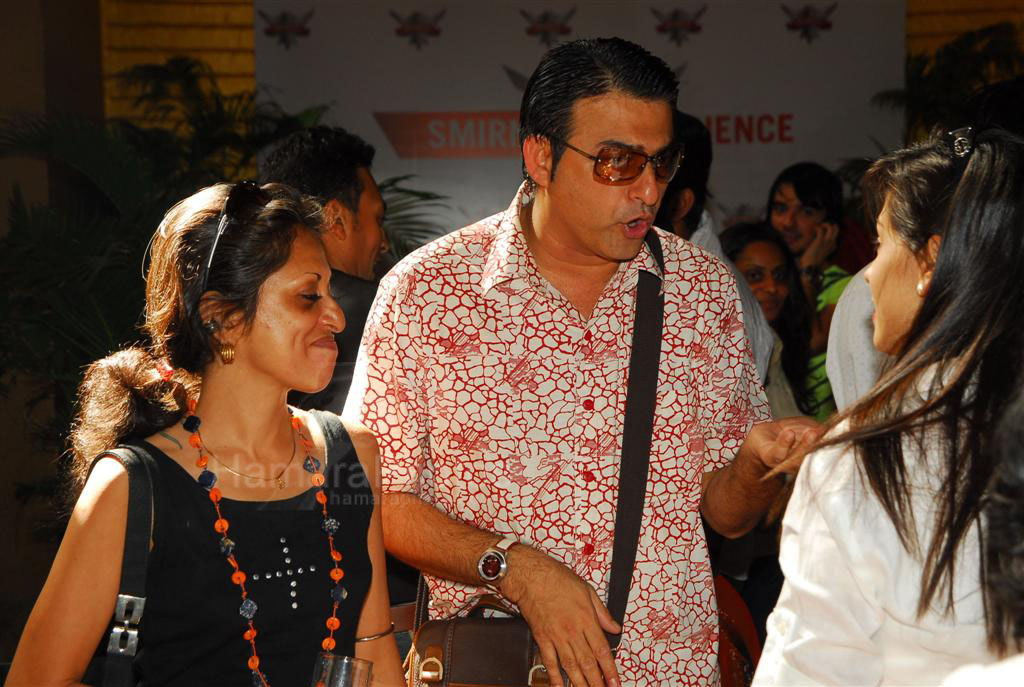 Cory Walia at the Smirnoff Ten Brunch Party in Mumbai on Feb 24, 2008 