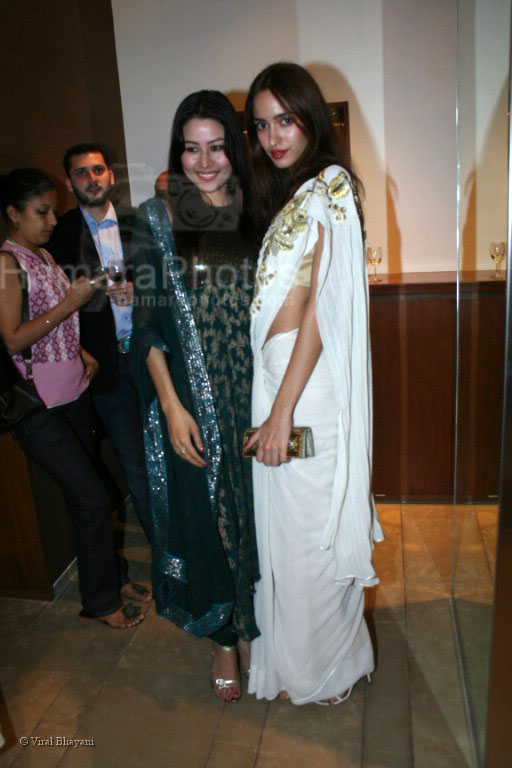 at the opneing of Chamomile by Kanchan and Vineet Dhingra at Khar on Feb 26 th 2008 