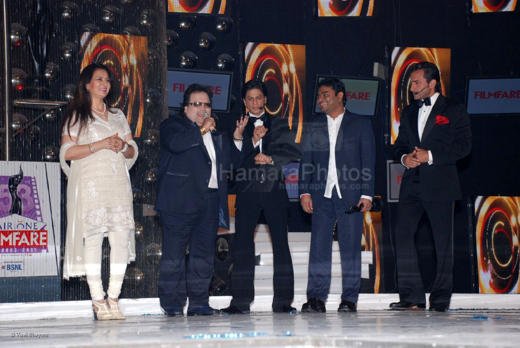 Poonam Dhillon,Bappi Lahri,Shahrukh Khan,A R Rahman,Saif Ali Khan at Fair one Filmfare 2007 in Mumbai's plush Yashraj Studio on the 23rd Feb 2008 