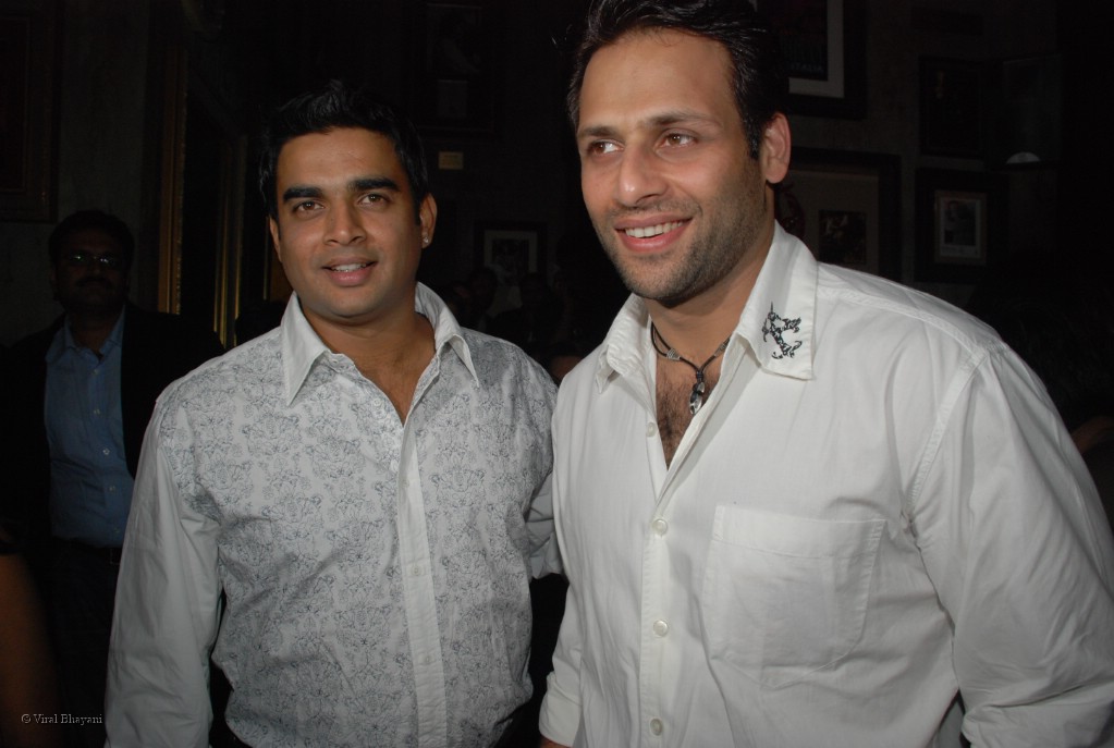 Bikram Saluja,Madhavan  at the launch of Rolligstone magazine in Hard Rock Cafe on Feb 27th 2008