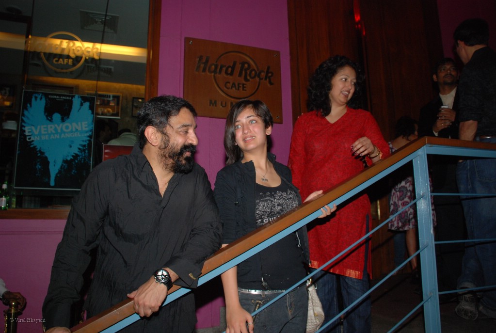Kamal Hassan,Akshara Hassan,Gowthami at the launch of Rollingstone magazine in Hard Rock Cafe on Feb 27th 2008