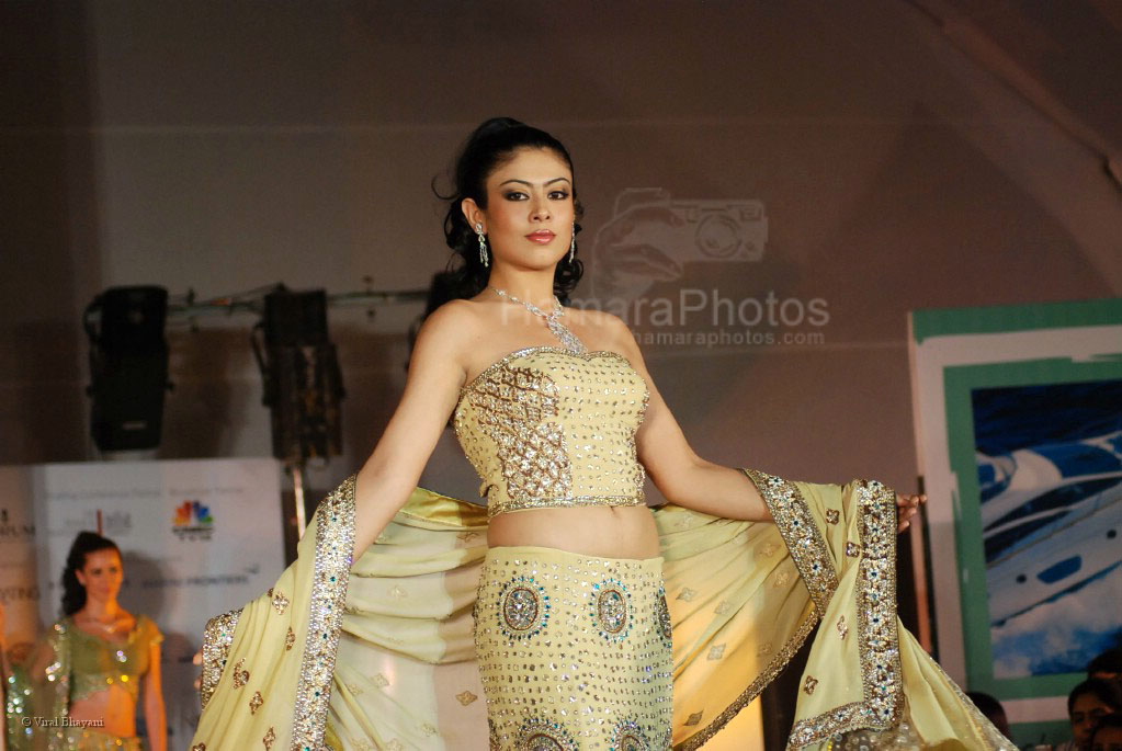 at the Samira Mumbai international Boat show with fashion show by Archana Kocchar in Bandra Kurla Complex on Feb 28th 2008