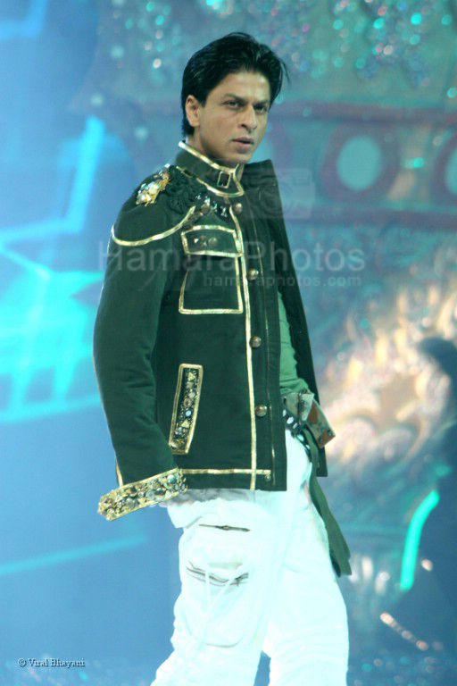 Shahrukh Khan at Balaji Awards 