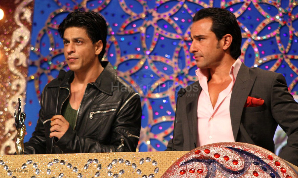 Shahrukh Khan, Saif Ali Khan at Balaji Awards 