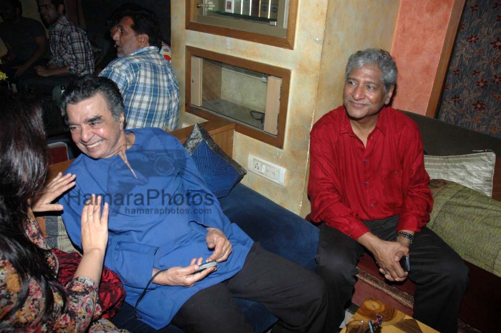 at Makrand Deshpande's birthday in RIO lounge on March 5th 2008