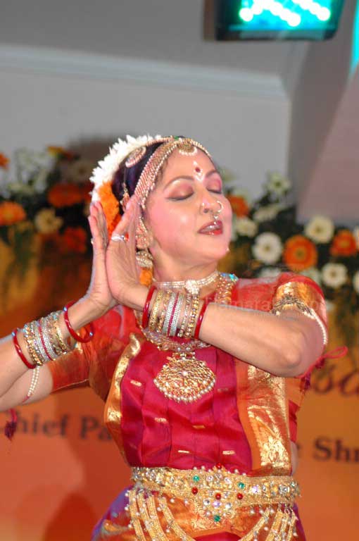 Hema Malini at  her performance at Vasatotsav in Ajivasan Hall, Juhu, Mumbai on March 7, 2008 