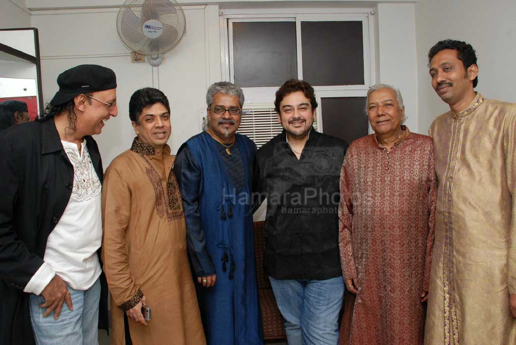 Bali Brahmabhatt, Hariharan, Adnan Sami, Ghulam Mustafa Khan at fund raise event for poor musicians at the Nehru Centre on March 7th, 2008 