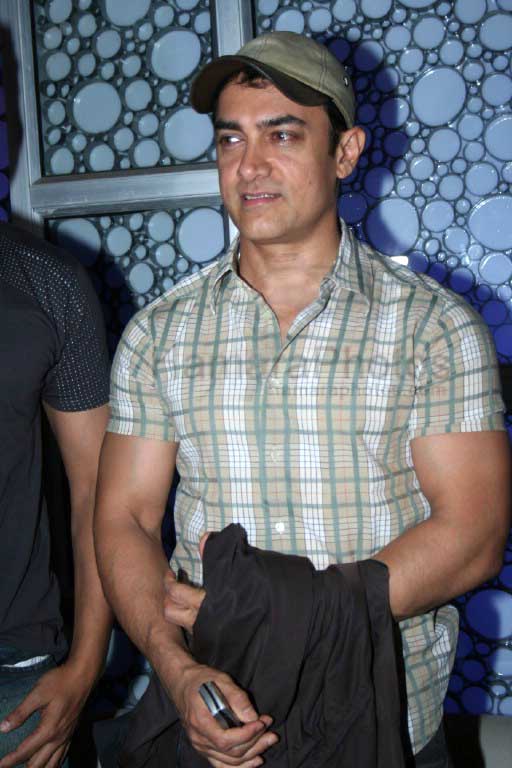 Aamir Khan at Valu in Cinemax on March 8th 2008