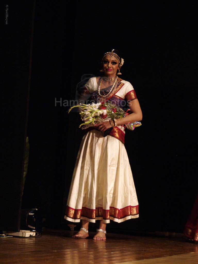 Shobana at Yami women achiver's awards and concert in Shanmukhandand Hall on March 7th 2008 