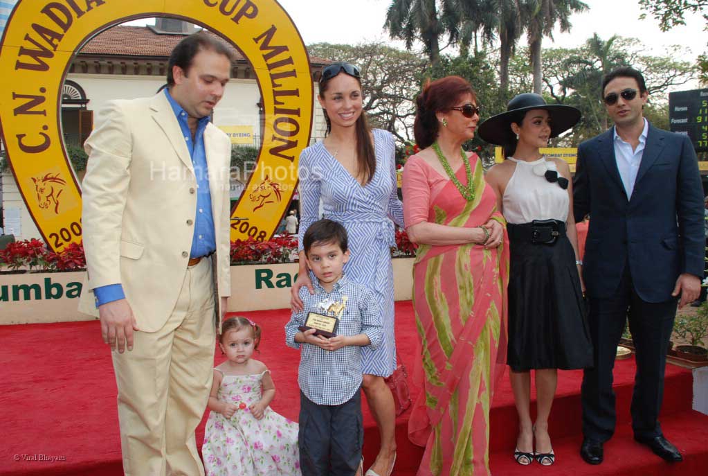 Preity Zinta at CN Wadia Cup  in Mahalaxmi Race Course on March 9th 2008~0