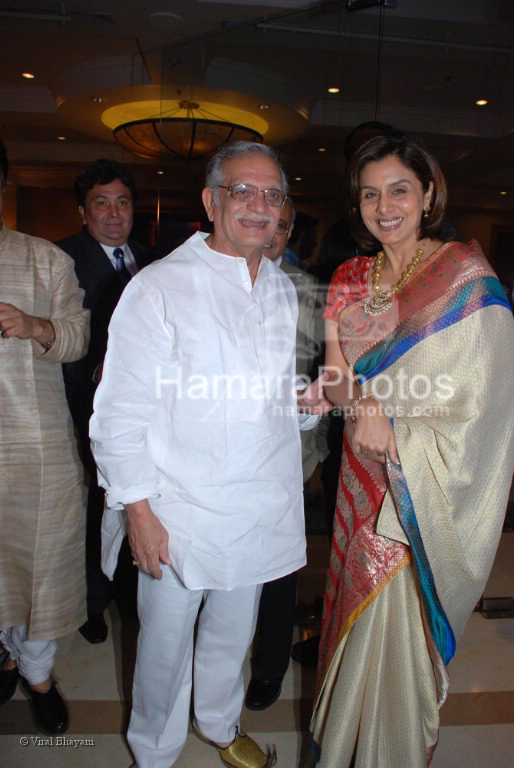 Gulzar,Neetu Singh at MAMI Festival closing night in JW Marriott on March 13th 2008