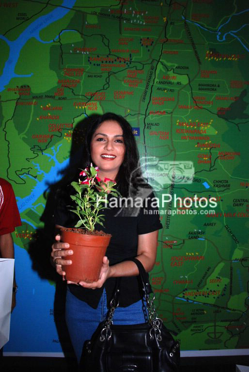 Gracy Singh promotes green Mumbai in Inorbit Mall on March 17th 2008