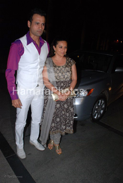 Rohit Roy with Manasi  at Parvin Dabas and Preeti Jhangiani wedding reception in Hyatt Regency on March 23rd 2008