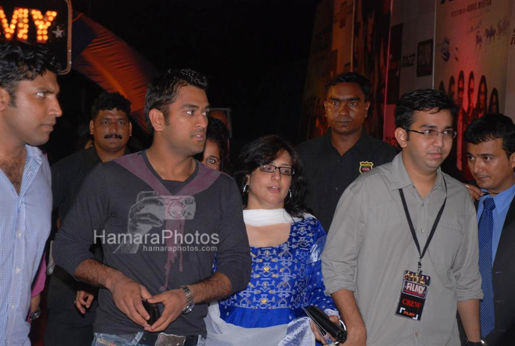 Mahendra Singh Dhoni at the Race premiere in IMAX Wadala on March 20th 2008