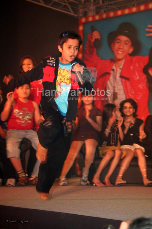 at 9X Chak De Bachche event  in Taj Land's End on March 25th 2008