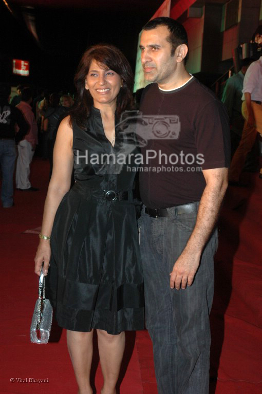 Archana Puran Singh with Parmeet Sethi at One Two Three Premiere in Cinemax on March 26th 2008