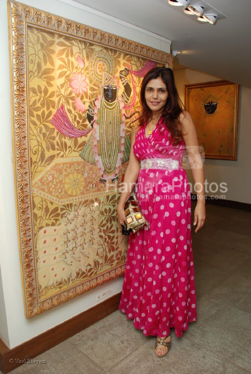 Nisha Jamwal at Uma Kilachand's art exhibition in Studio Napean on March 26th 2008