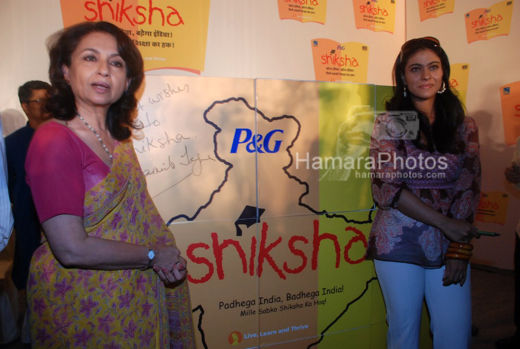 Sharmila Tagore,Kajol at Siksha NGO in Hilton on March 28th 2008