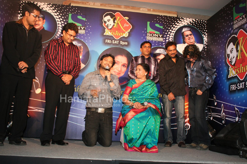 Babul Supriyo,Asha Bhosle at K for Kishore on Sony Entertainment Television in Mumbai on March 28th 2008