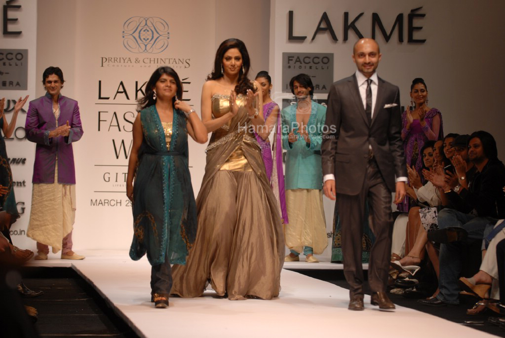 Sridevi walks on the ramp for Priya and Chintan Show in Lakme Fashion week on April 2nd 2008