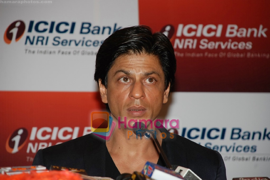 Shahrukh Khan at ICICI Bank announcement of the Global Indian account in Grand Hyatt on April 4th 2008