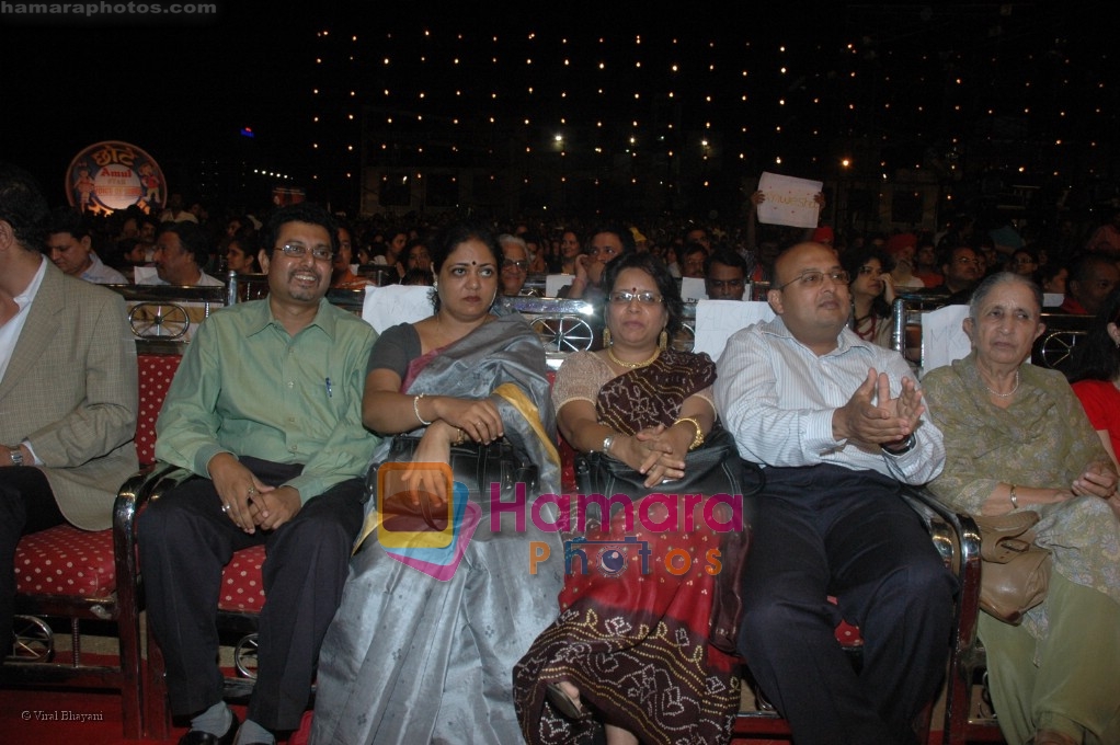 Parents of Aishwarya Majumbdar, Anwesha at Chhote Ustad finals