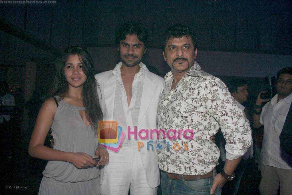 Narayani Shastri with Gaurav Chopra and Rajesh Khera at Sansui Awards success bash in The Club on April 7th 2008 