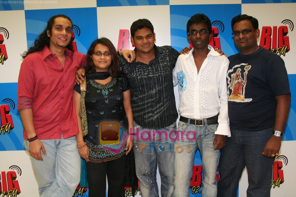 at the Big 92.7 FM with Sonu contest in Infinity Mall on April 11th 2008 
