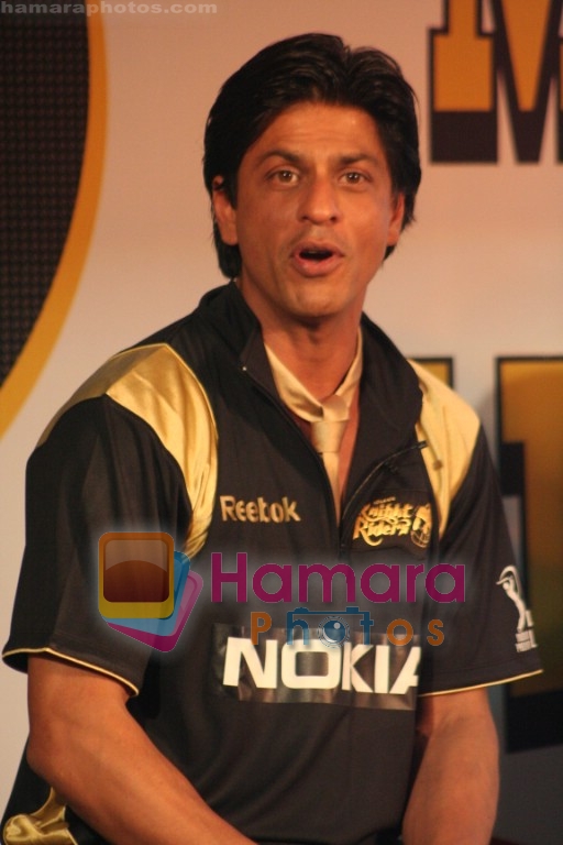 Shahrukh Khan at music launch of Nokia 2 Hot 2 Cool for Kolkata Knight Riders in Taj Land;s End on April 16th 2008 