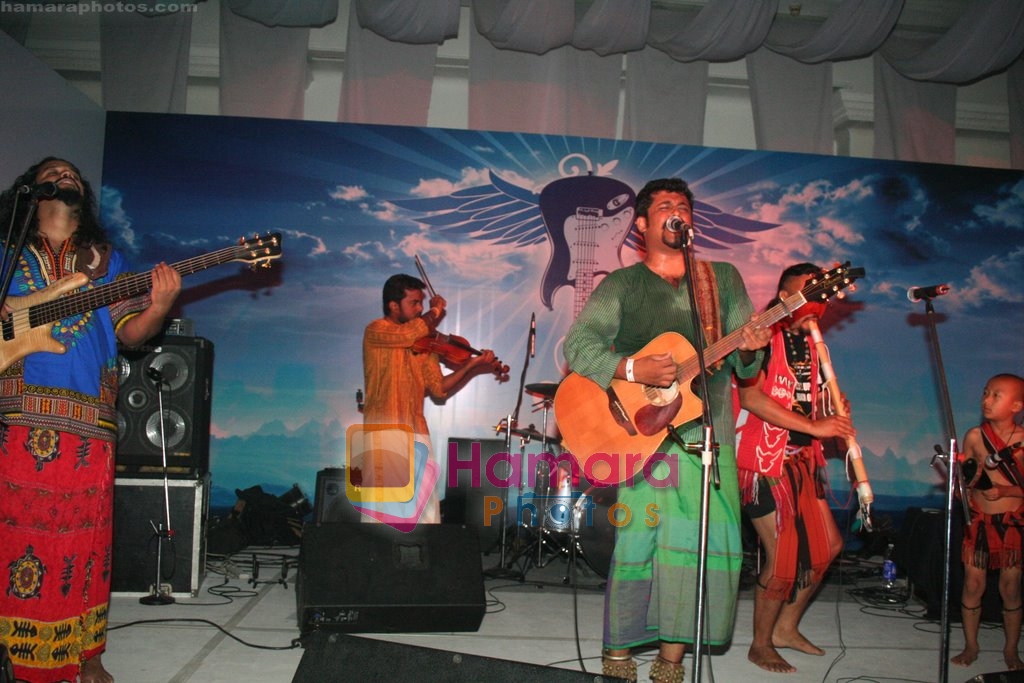 Raghu Dixit at the launch of Myspace.com in Taj Land's End on  April 17th 2008 