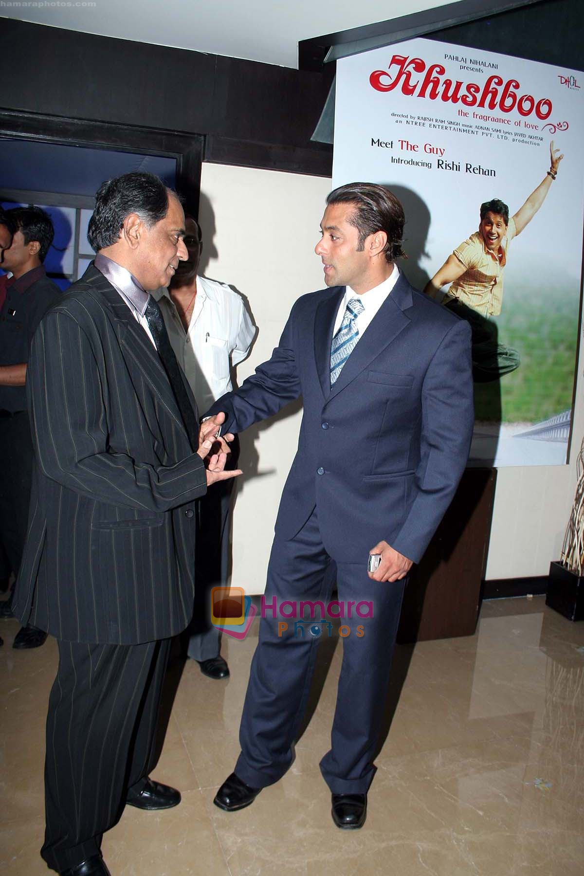 Pahlaj Nahlani with Salman Khan at Khushboo Party 