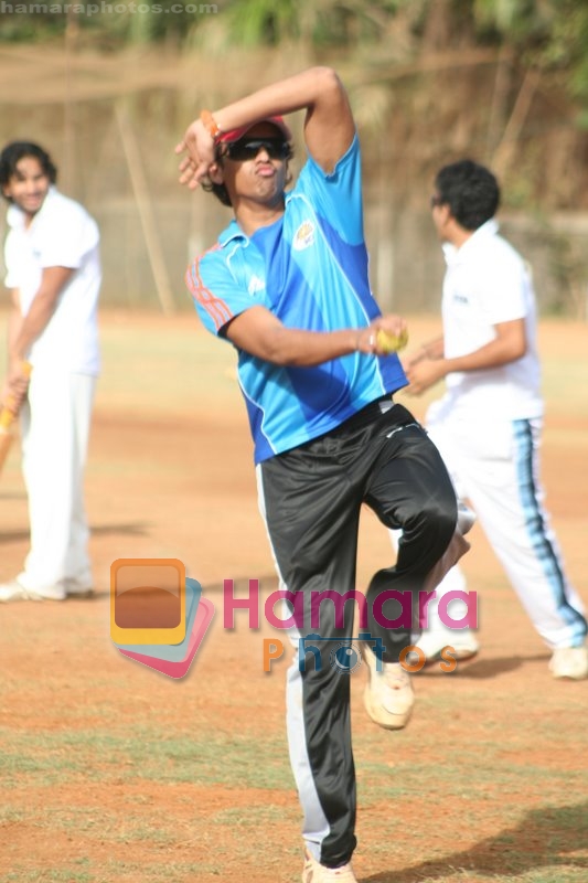 Abhijeet Sawant at Kricket Krazzy Karnival in Ritumbhara College on May 11th 2008