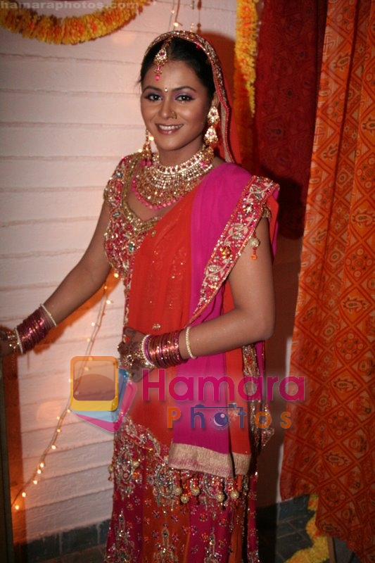 Deepti Devi On location of Zee TV's Parivar in Goregaon on May 14th 2008