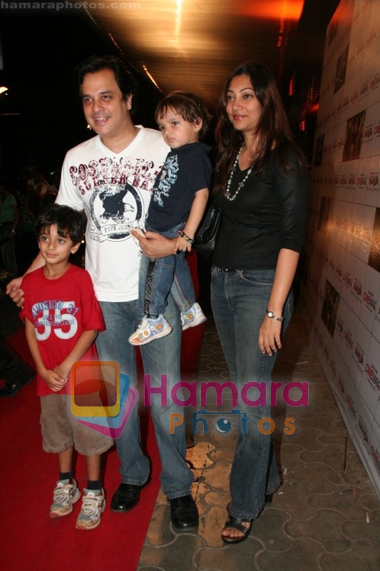 Mahesh Thakur at Narnia Prince Caspian movie premiere in Cinemax on May 15th 2008
