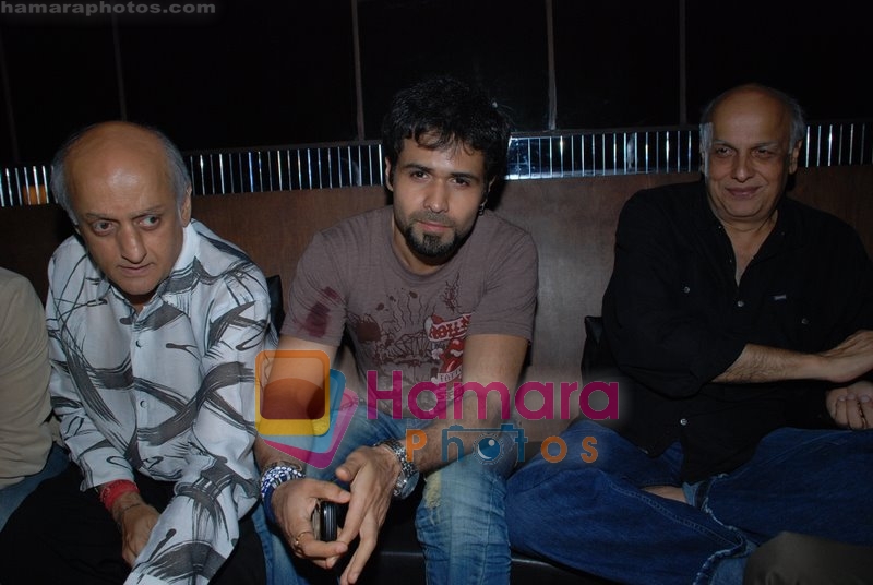 Mukesh Bhatt, Emraan Hashmi, Mahesh Bhatt at Jannat success bash in Magic on May 21st 2008