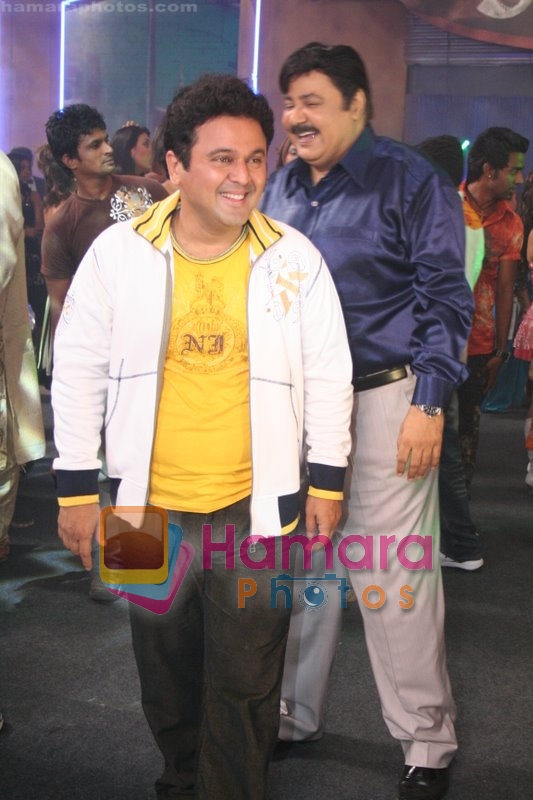 Ali Asghar, Satish Shah on the sets of Horn Ok Please in Filmistan on May 22nd 2008