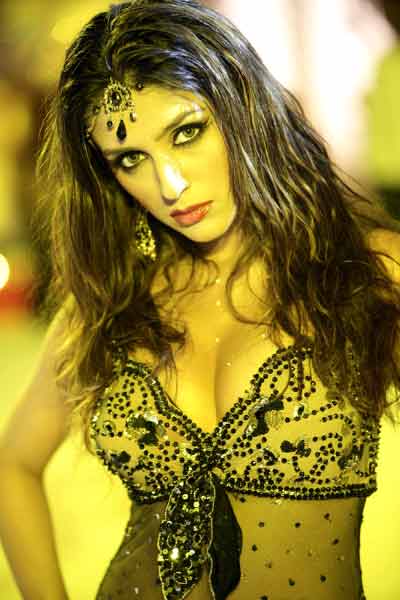 Aarti Chhabria in a still from the movie Dhoom Dhadaka