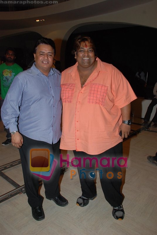 Kumar Mangat, Ganesh Acharya at Haal E Dill song picturisation in Filmistan on May 25th 2008