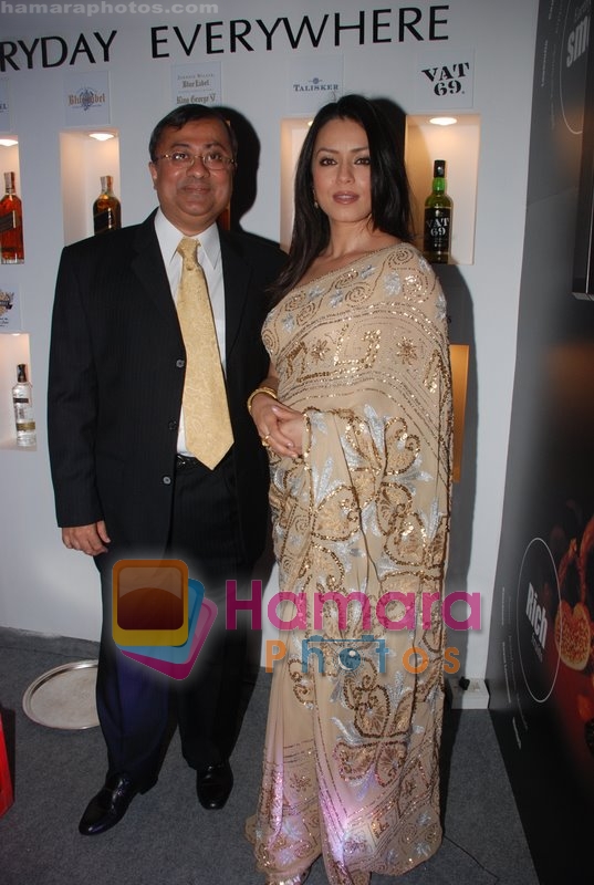 Mahima Chaudhary, Asif Adil at the annual Alcohol and Beverages awards nite in Hilton Hotel, Mumbai on May 31st 2008 