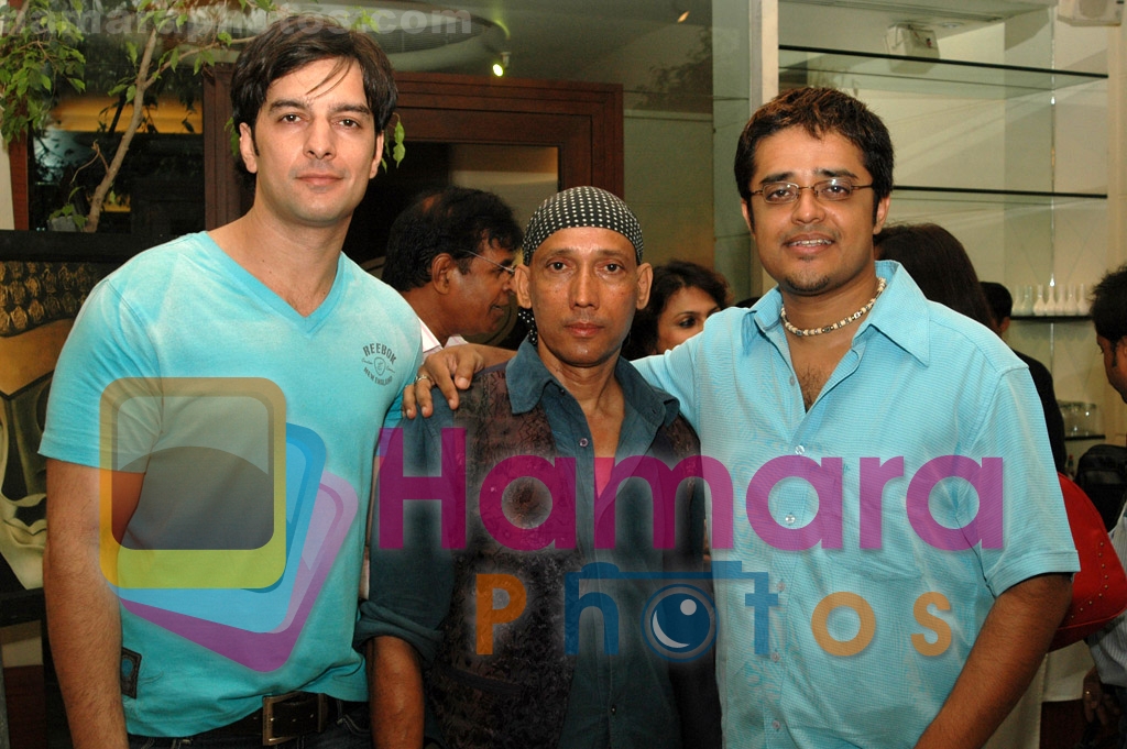 Kapil Khadiwala  Gautam Patole and Arnab Chakravaty at the first anniversary of the DD Neroy on 28th May 2008