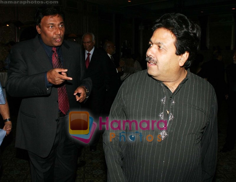 at Rahul Bajaj's bash in Taj Hotel on 10th June 2008 